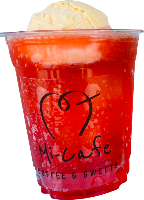 クリームソーダ 赤